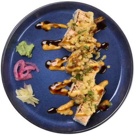 Tempura Prawn & Salmon Roll
